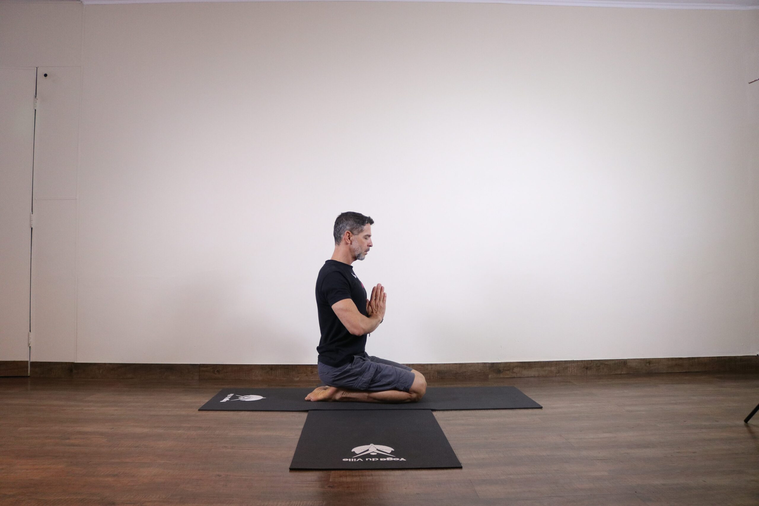 Yoga Iniciantes 2024: 30+ Posições Fáceis Tijuca/RJ