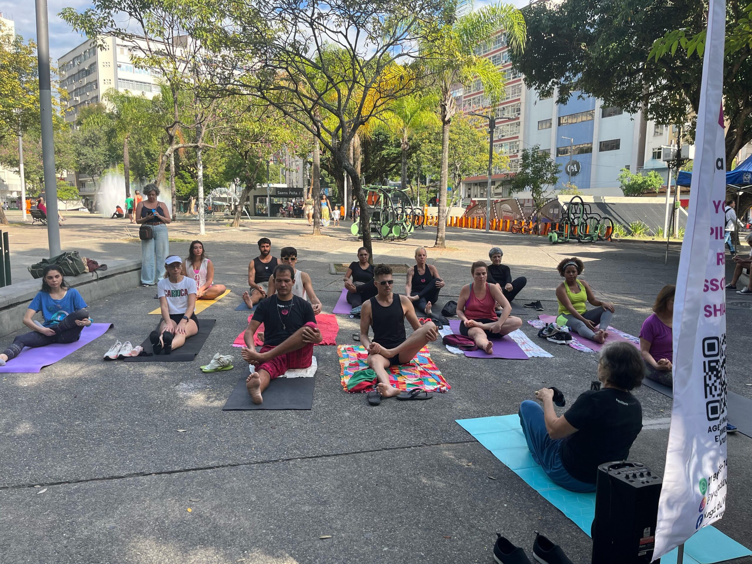 Yoga Praça Saens Peña 2026: 3 Práticas na Tijuca/RJ